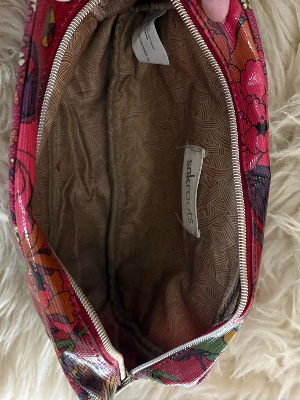 Sakroots Artists Circle Red Floral Zip Cosmetic Bag